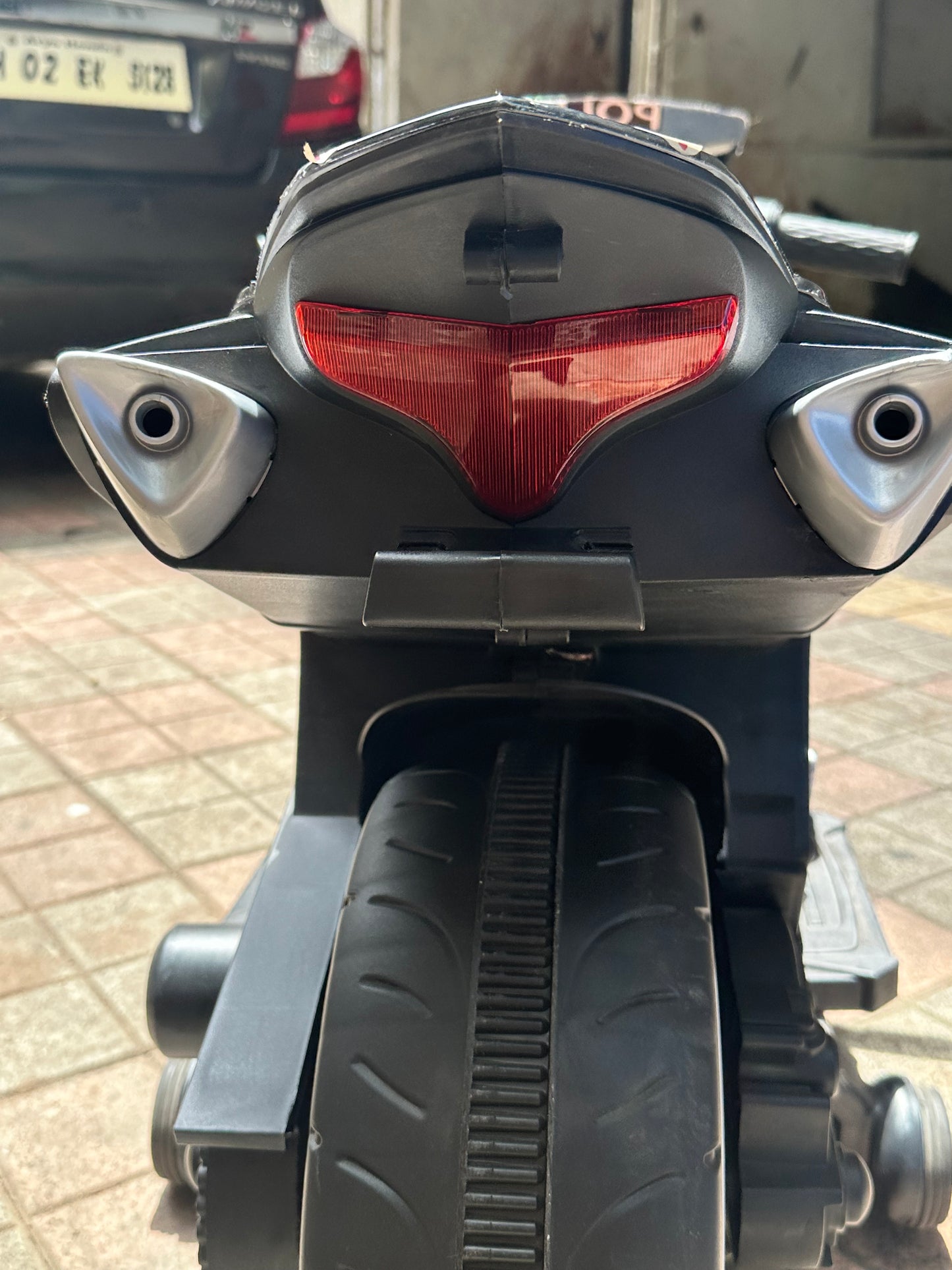 R1 bike 12v imported frame replica license version tyre light hand accelerator