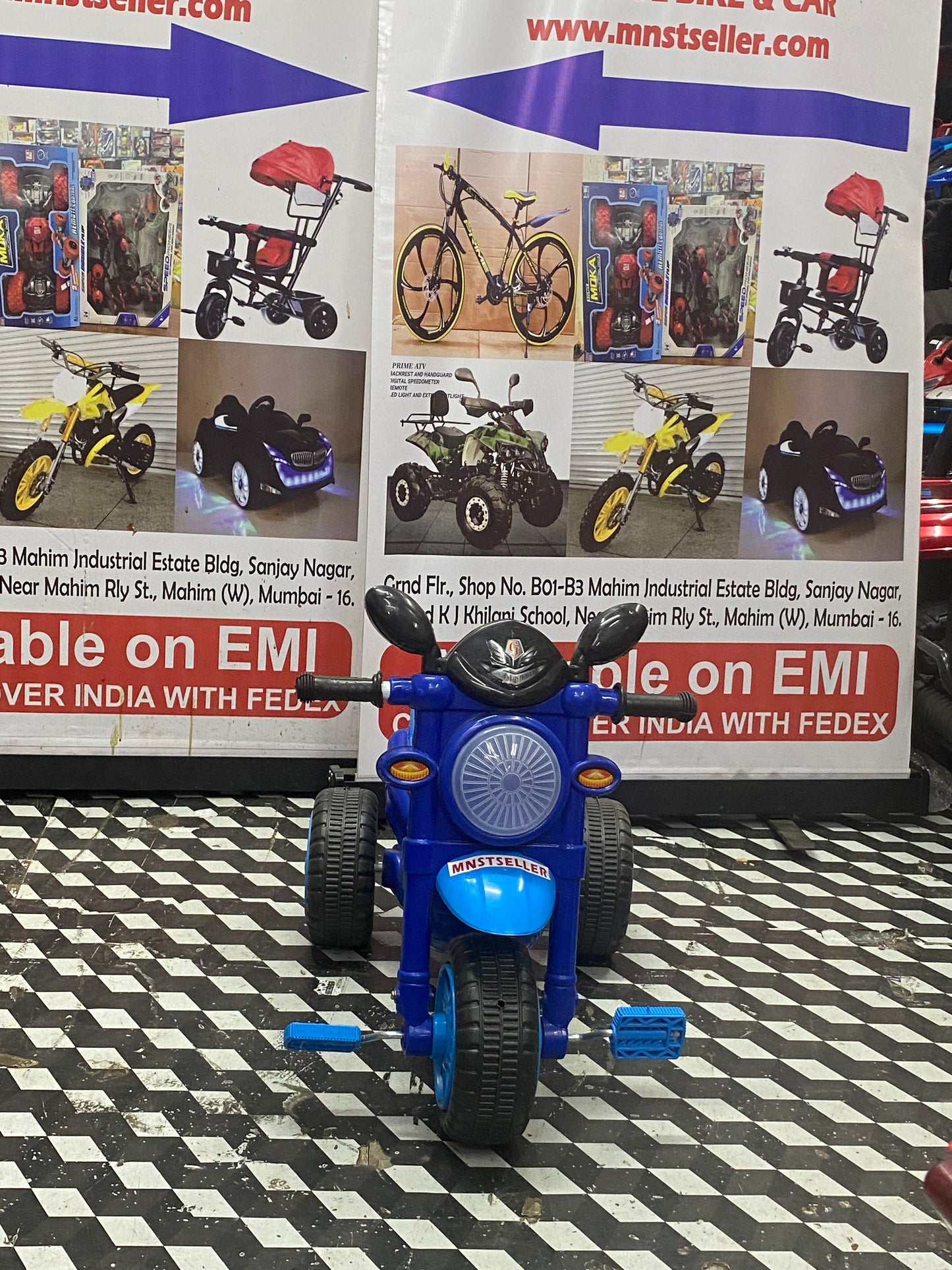 Tricycle bike with horn light