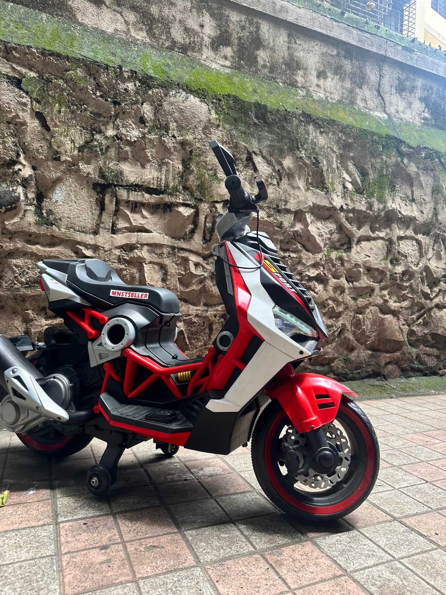Apprila Bike 24v Hand Accelerator ride on battery operated bike