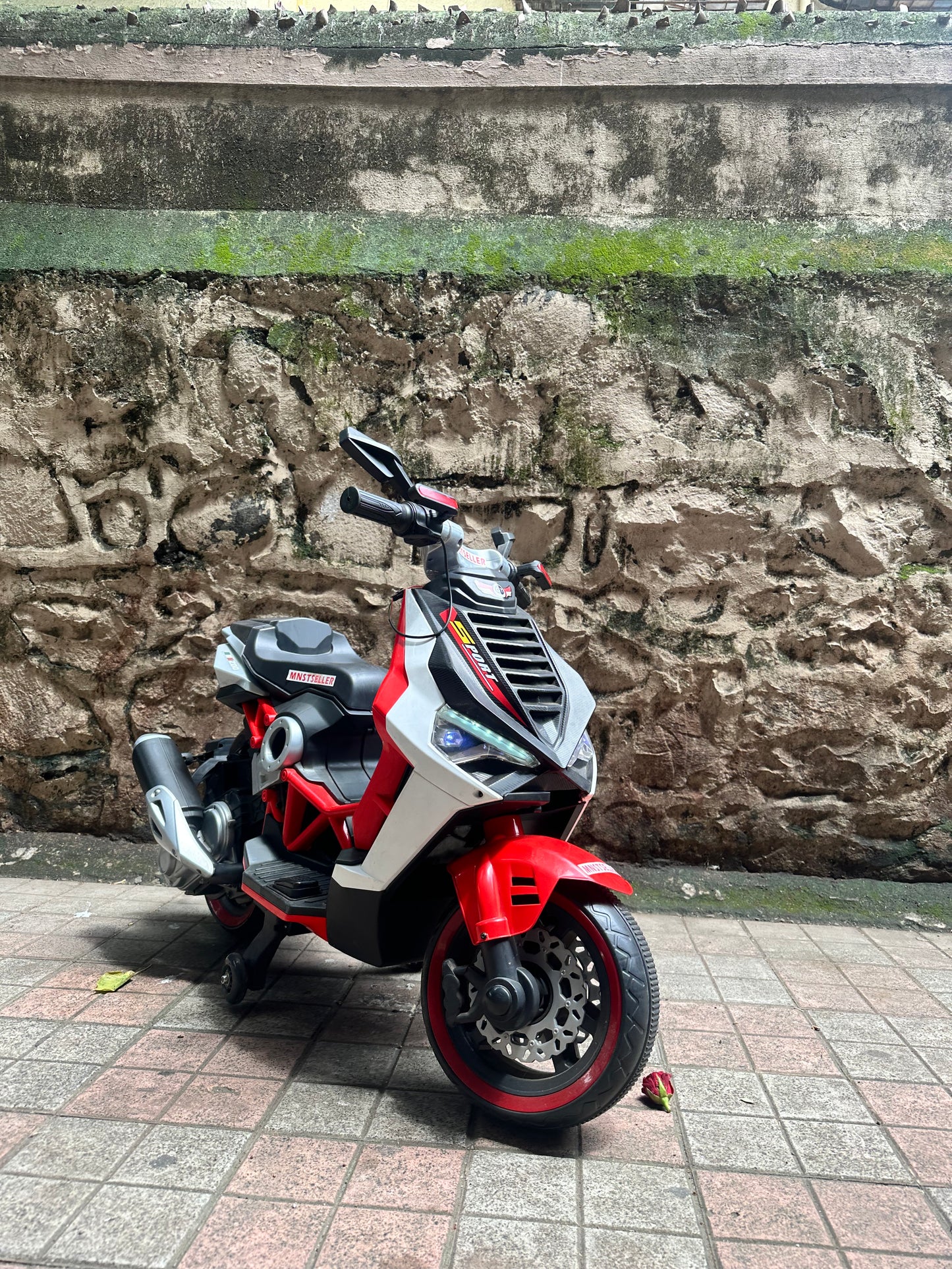 Apprila Bike 24v Hand Accelerator ride on battery operated bike