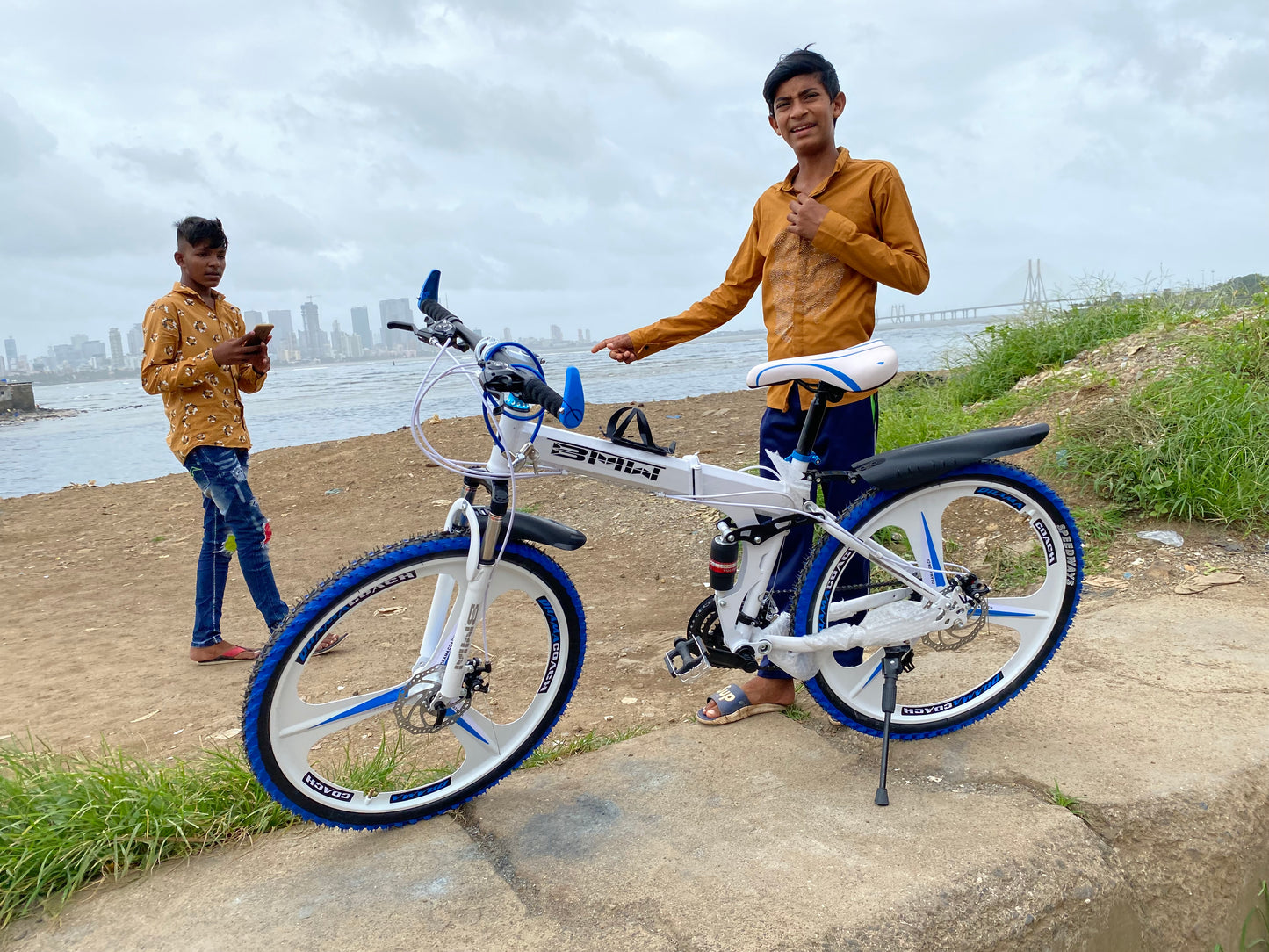 folding mac wheel cycle pure white 3s mnstseller 26 inch 21s front and back shockup disk break
