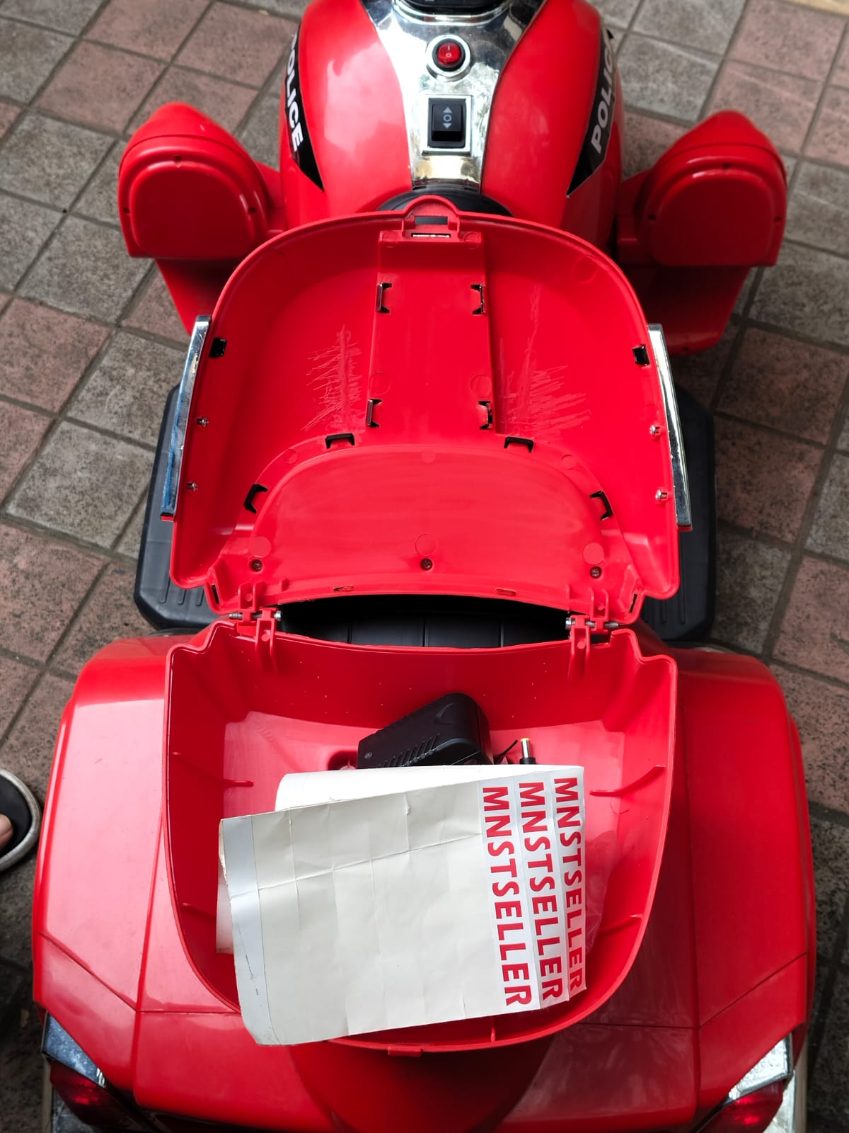 Harle Davidson bike 2 motor 12v motor each upto 90 kg weight capacity maximum