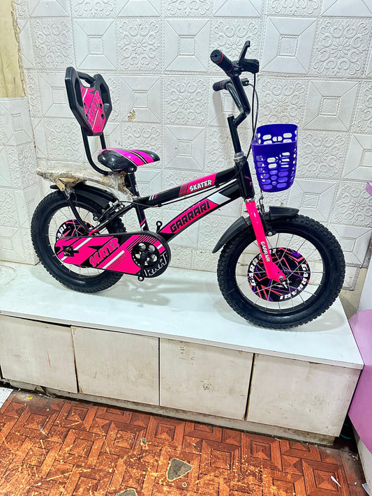Skater garrari 14 inch black and pink colour