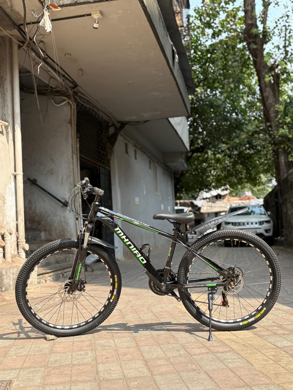 mhniro model 26 inch color black